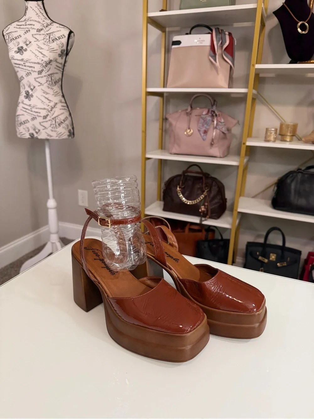 Free People Patent Leather Platform Sandals in Cognac Brown